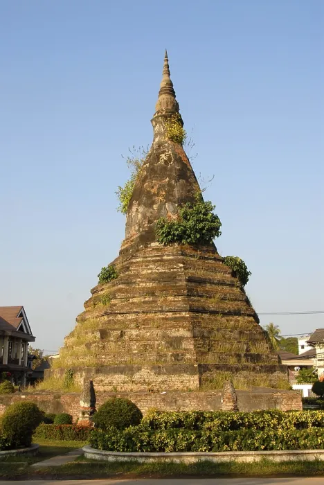 Framed Print : Old Stupa That Dam, Vientiane, Laos, Asia Framed Print : Old Stupa That Dam, Vientiane, Laos, Asia