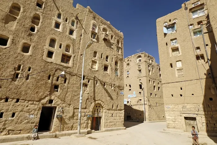 Framed Print : Old town of Amran, Yemen, Asia Framed Print : Old town of Amran, Yemen, Asia