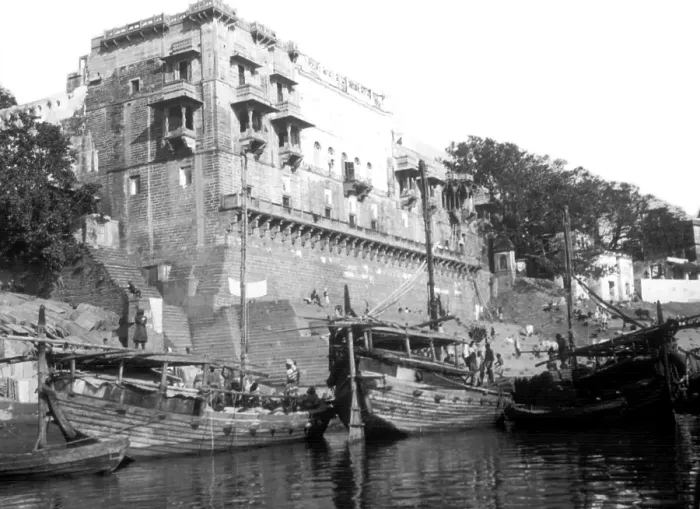Framed Print : Old vintage lantern slide of ghat banaras, Varanasi, uttar pradesh, India, Asia