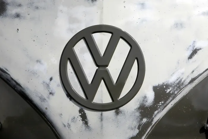 Framed Print : Old VW Bulli