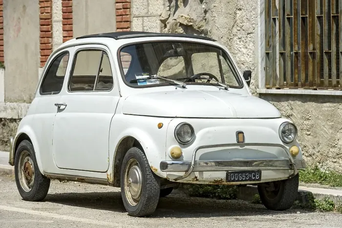 Framed Print : Old white FIAT Nuova 500 L, Cinquecento