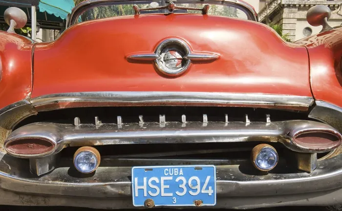 Framed Print : Oldsmobile, classic car, Havana Framed Print : Oldsmobile, classic car, Havana