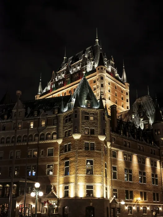 Framed Print : Opened in 1893, Quebec's Chateau Frontenac was one of six grand hotels built across Canada for Canadian Pacific