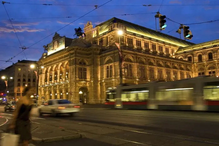 Framed Print : Opera, Vienna, Austria, Vienna State Opera, Europe