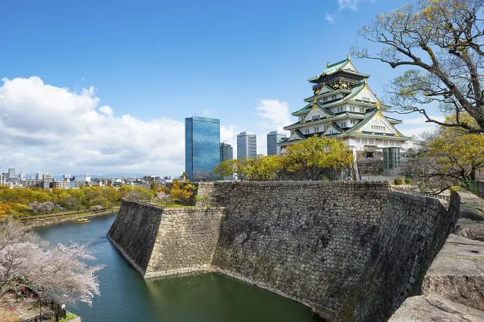 Framed Print : Osaka Castle, Moat Castle with Water Framed Print : Osaka Castle, Moat Castle with Water