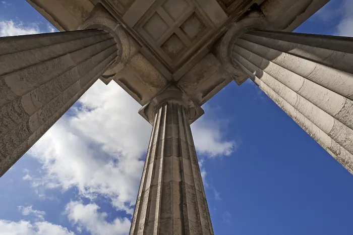 Framed Print : Detail of the outer portico of the Valhalla Memorial Framed Print : Detail of the outer portico of the Valhalla Memorial