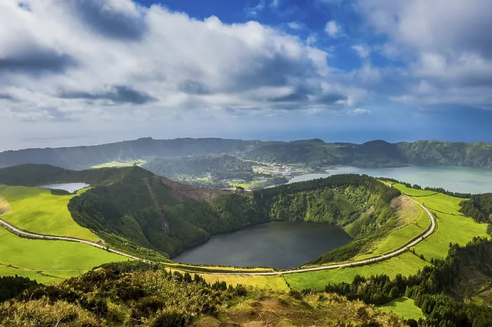 Framed Print : Overlook over the Sete Cidades crater Framed Print : Overlook over the Sete Cidades crater