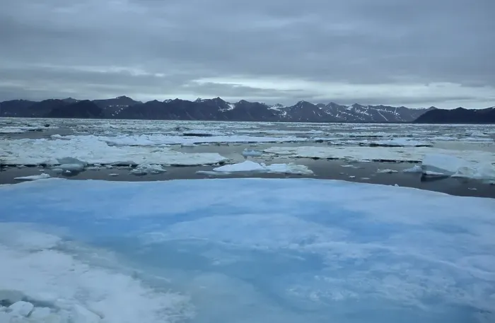 Framed Print : Pack ice on Hinlopenstreet, Spitsbergen