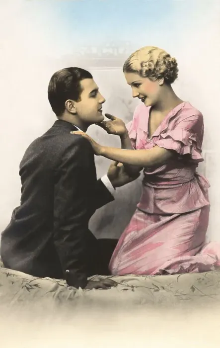 Framed Print : Pair, Lovers flirts, around 1920, Germany, Europe Framed Print : Pair, Lovers flirts, around 1920, Germany, Europe
