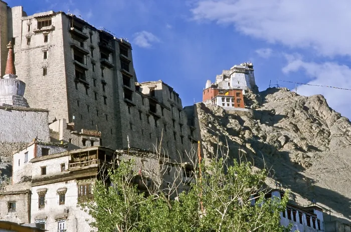 Framed Print : Palace and Gompa overlooking Leh