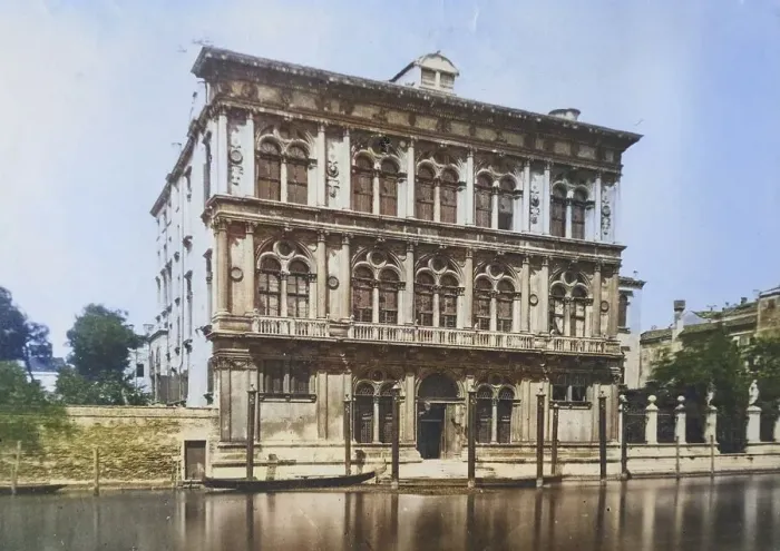 Framed Print : Palazzo Vendramin-Calergi is a Venetian palace on the left bank of the Grand Canal in the Sestiere Cannaregio Framed Print : Palazzo Vendramin-Calergi is a Venetian palace on the left bank of the Grand Canal in the Sestiere Cannaregio