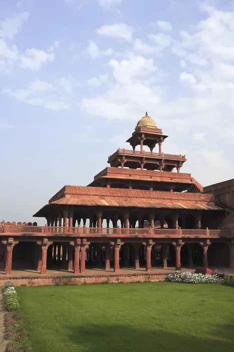 Framed Print : Panch Mahal in Fatehpur Sikri built during second half of 16th century made from red sandstone Framed Print : Panch Mahal in Fatehpur Sikri built during second half of 16th century made from red sandstone