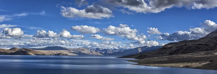 Framed Print : Panorama of Himalayan mountain lake Tso Moriri in Himalayas Framed Print : Panorama of Himalayan mountain lake Tso Moriri in Himalayas