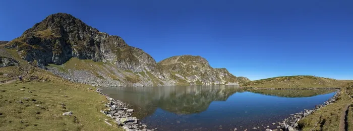 Framed Print : A panorama picture of the Kidney Lake Framed Print : A panorama picture of the Kidney Lake