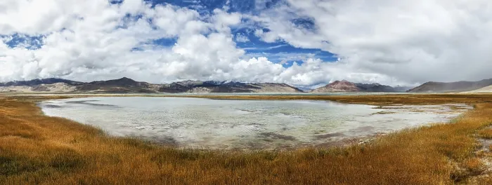 Framed Print : Panorama of Tso Kar, fluctuating salt lake in Himalayas Framed Print : Panorama of Tso Kar, fluctuating salt lake in Himalayas