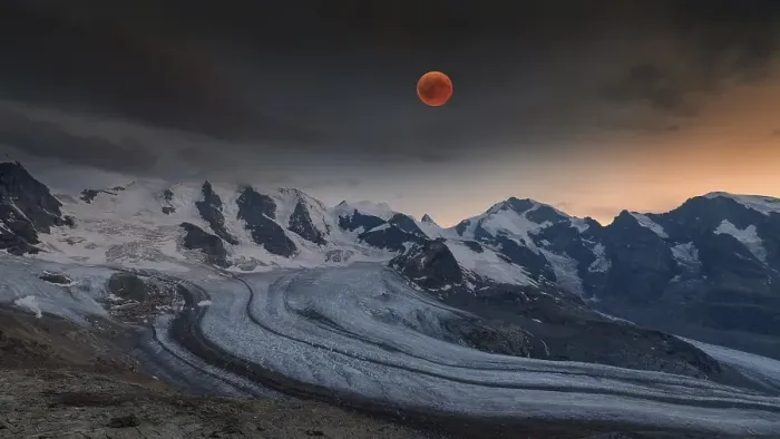 Framed Print : Panoramic view of the Bernina Group with blood moon Framed Print : Panoramic view of the Bernina Group with blood moon
