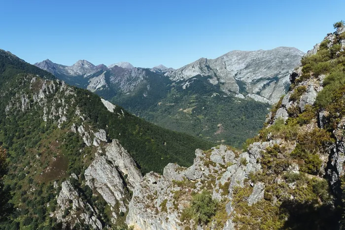 Framed Print : Panoramic view of the Picos de Europa mountains from viewpoint in Leon