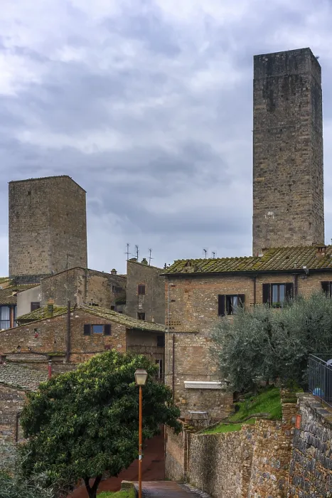 Framed Print : A panoramic view of San Gimignano