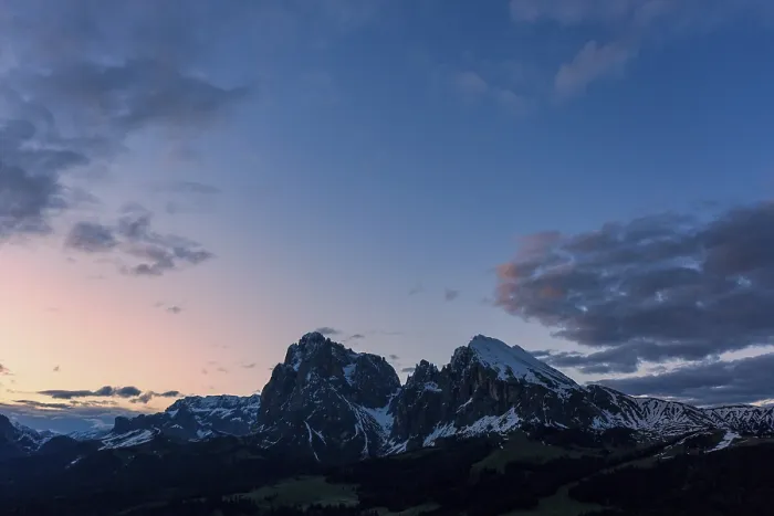 Framed Print : Panoramic view from the Seiser Alm to the Dolomites in Italy