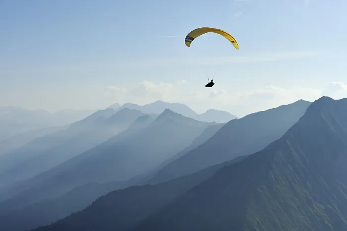Framed Print : Paraglider in the Bernese Oberland Framed Print : Paraglider in the Bernese Oberland