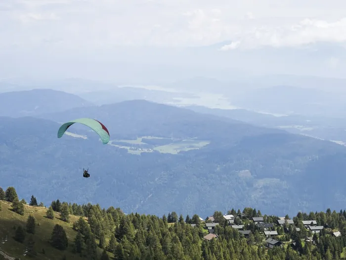 Framed Print : Paraglider, paraglider, soart from the Gerlitzen Alpe