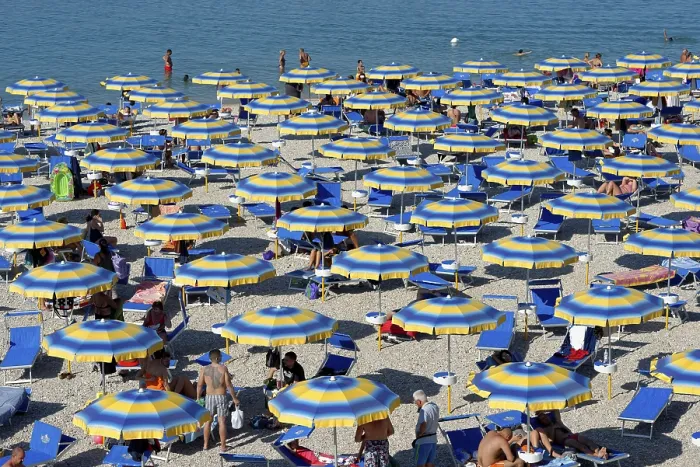 Framed Print : Parasols, Bagni, beach on the Adriatic Framed Print : Parasols, Bagni, beach on the Adriatic