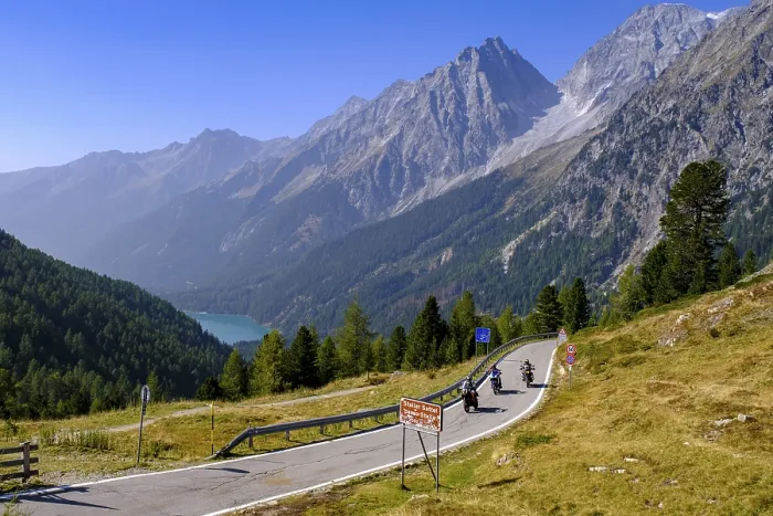 Framed Print : Pass road with a view of Lake Antholz