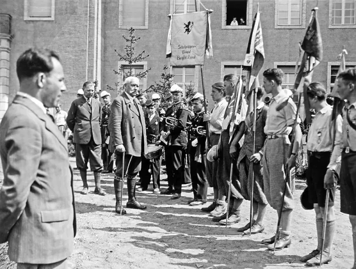 Framed Print : Paul von Hindenburg inspecting school groups Framed Print : Paul von Hindenburg inspecting school groups