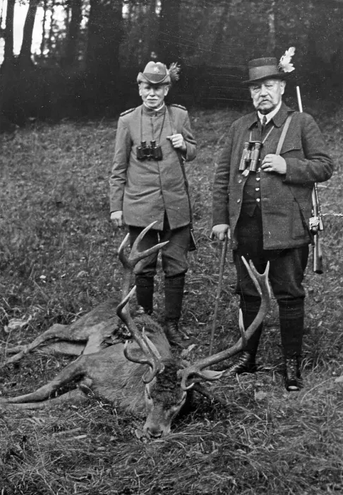 Framed Print : Paul von Hindenburg next to a shot stag Framed Print : Paul von Hindenburg next to a shot stag