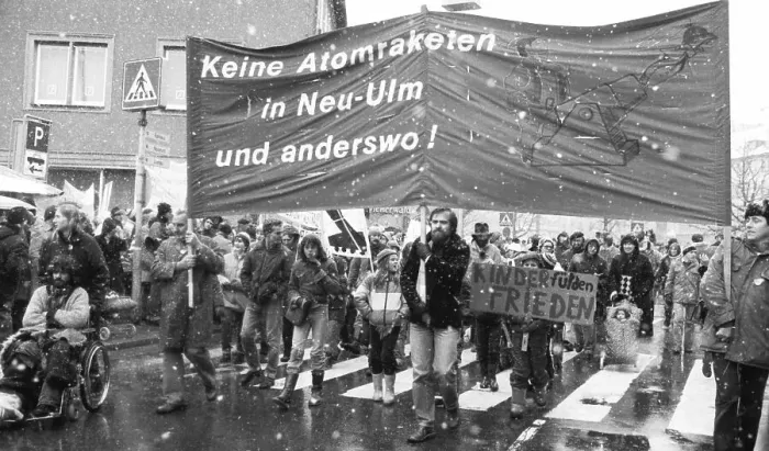 Framed Print : Peace movement demonstrates against missile bases despite heavy snowfall in December 1981