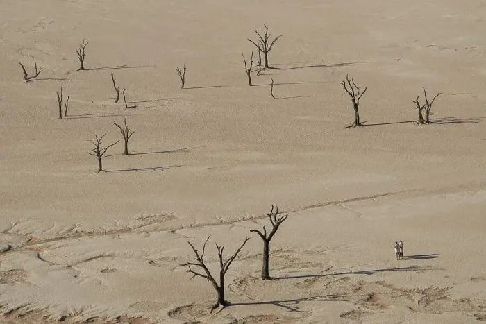 Framed Print : Three people in the desert, Dead Vlei