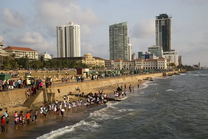 Framed Print : People on small sandy beach at Galle Face Green Framed Print : People on small sandy beach at Galle Face Green