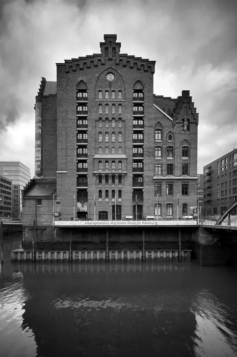 Framed Print : Peter Tamm International Maritime Museum