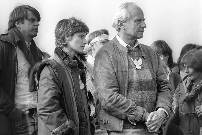 Framed Print : Petra Kelly and Gert Bastian at a peace demonstration in the sog Framed Print : Petra Kelly and Gert Bastian at a peace demonstration in the sog