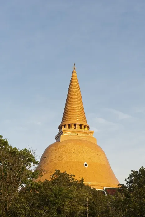 Framed Print : Phra Pathom Chedi, stupa in the evening light