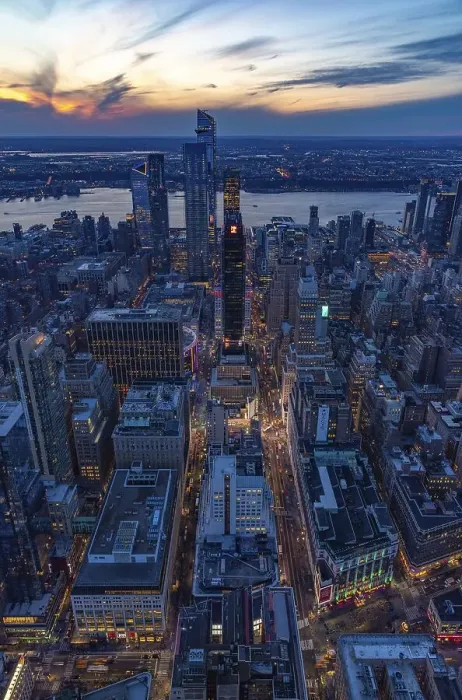 Framed Print : A picture of the rooftops of Manhattan as seen from the Empire State Building