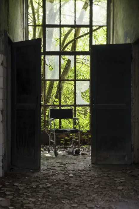 Framed Print : A picture of a scary place in an abandoned asylum Framed Print : A picture of a scary place in an abandoned asylum