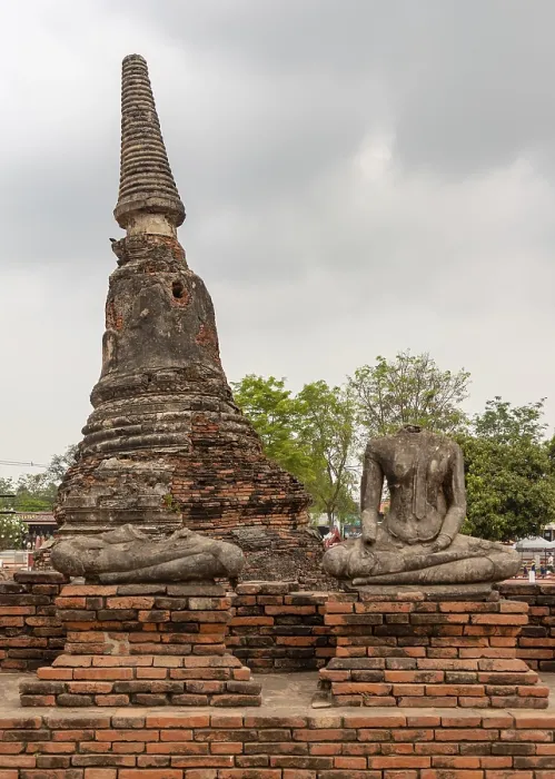 Framed Print : A picture of some statues at the Wat Chaiwatthanaram Temple Framed Print : A picture of some statues at the Wat Chaiwatthanaram Temple