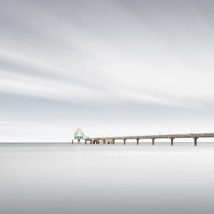 Framed Print : Pier with diving gondola at the Baltic resort Zingst