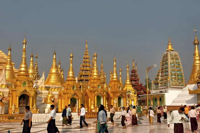 Framed Print : Pilgrims at the Golden Shwedagon Pagoda Framed Print : Pilgrims at the Golden Shwedagon Pagoda