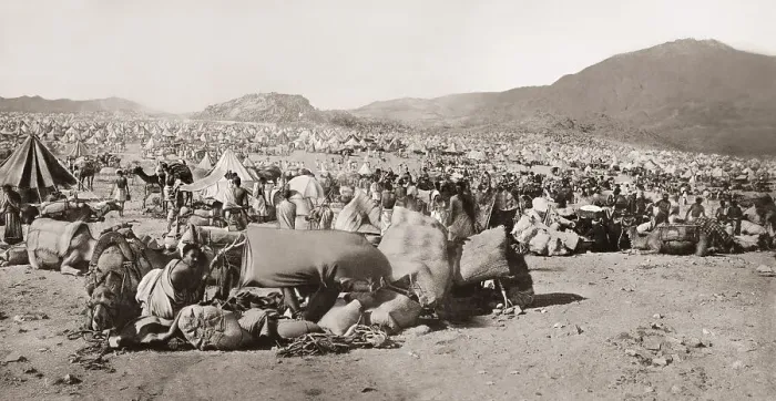 Framed Print : Pilgrims at Mount Arafat, east of Mecca