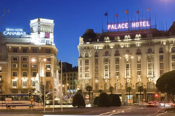Framed Print : Plaza Canovas del Castillo, Hotel Palace