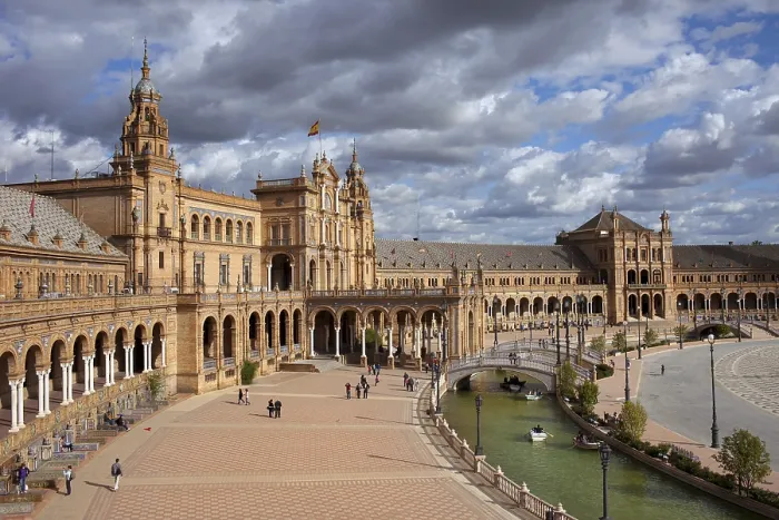 Framed Print : Plaza de Espana (Spain's Square) in Seville Framed Print : Plaza de Espana (Spain's Square) in Seville