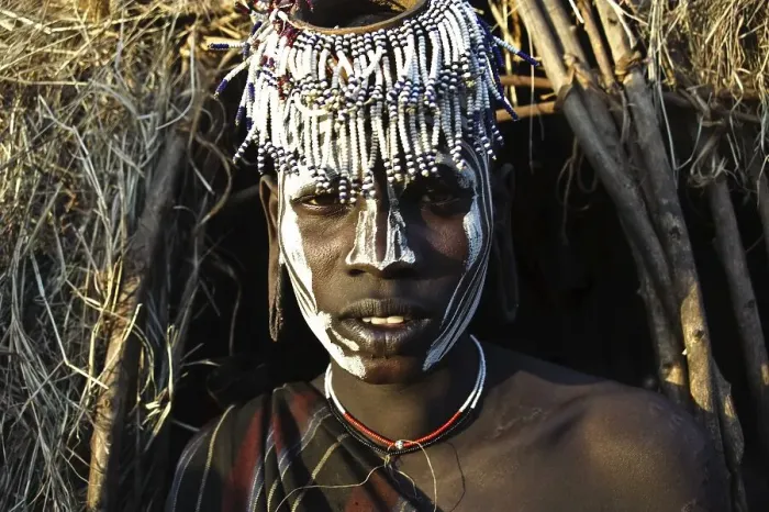 Framed Print : Portrait of a woman from the Mursi tribe Framed Print : Portrait of a woman from the Mursi tribe