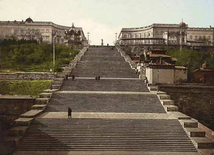 Framed Print : Potemkin Staircase Mid-19th century open staircase with 192 steps in the harbour city of Odessa