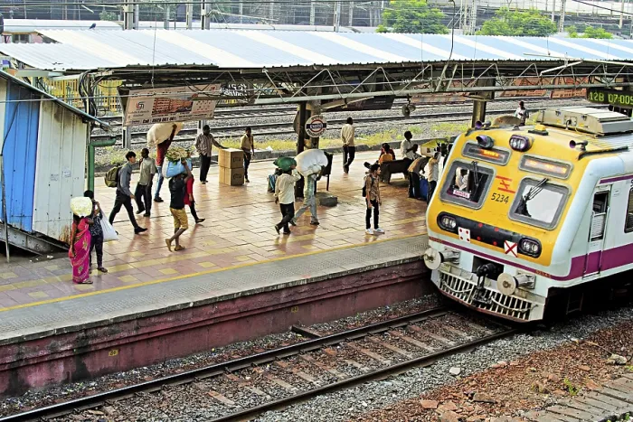 Framed Print : Prabhadevi Railway Station platform