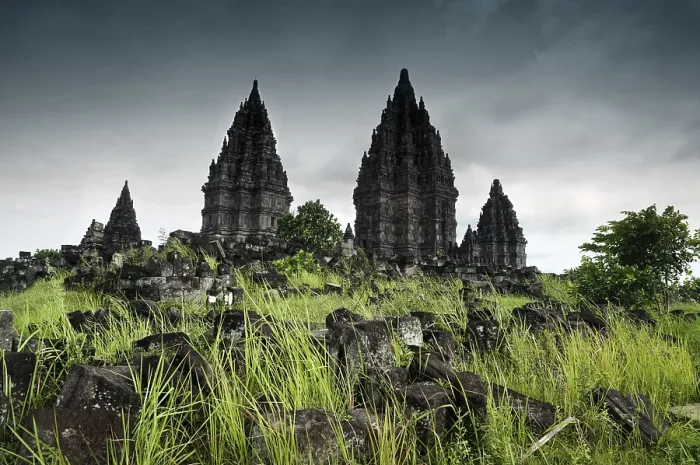 Framed Print : Prambanan ruins - East Java Indonesia Framed Print : Prambanan ruins - East Java Indonesia