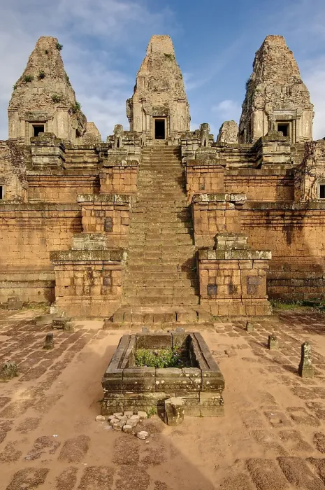 Framed Print : Pre Rup, Angkor Wat complex, Siem Reap Framed Print : Pre Rup, Angkor Wat complex, Siem Reap