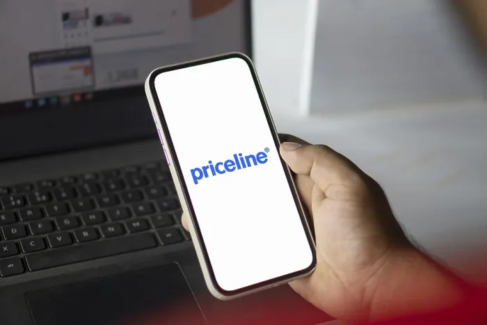 Framed Print : priceline logo is displayed on smartphone Framed Print : priceline logo is displayed on smartphone