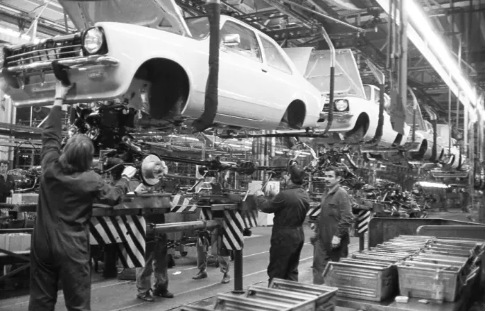 Framed Print : Production on the bodies of Opel AG vehicles in Plant I on 09